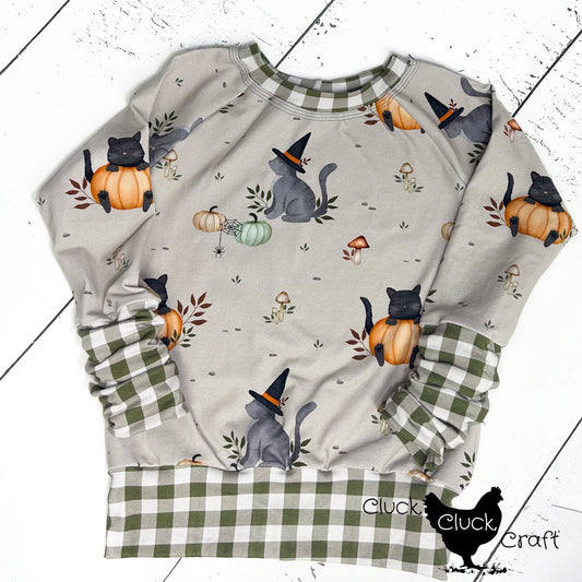 GWM Pullover, Cats with Hats